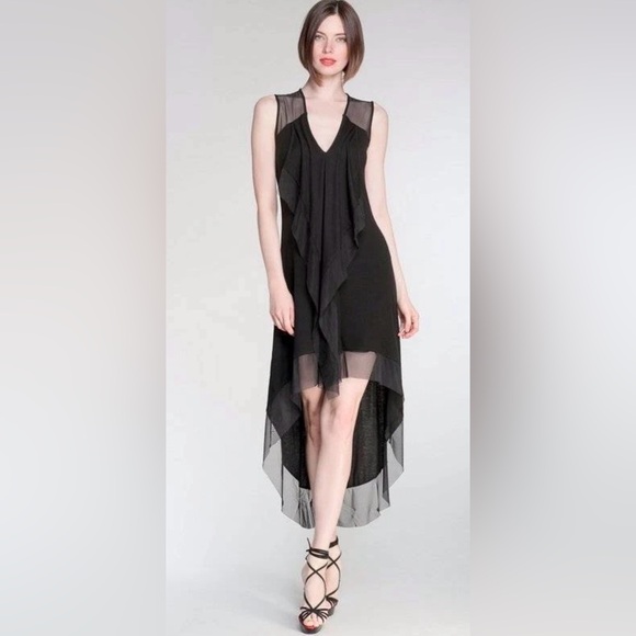 BCBGMaxAzria Dresses & Skirts - BCBG MAXAZRIA CYDNEE CASCADE-FRONT CONTRAST